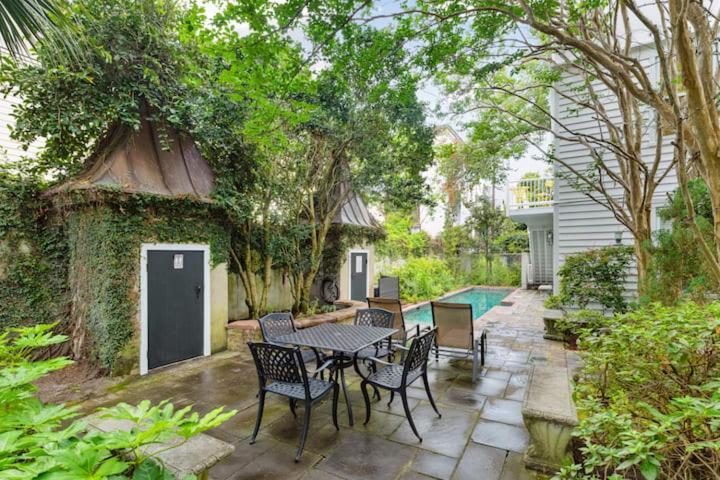 Serene Cottage With Beautiful Garden And Heated Pool تشارلستون المظهر الخارجي الصورة