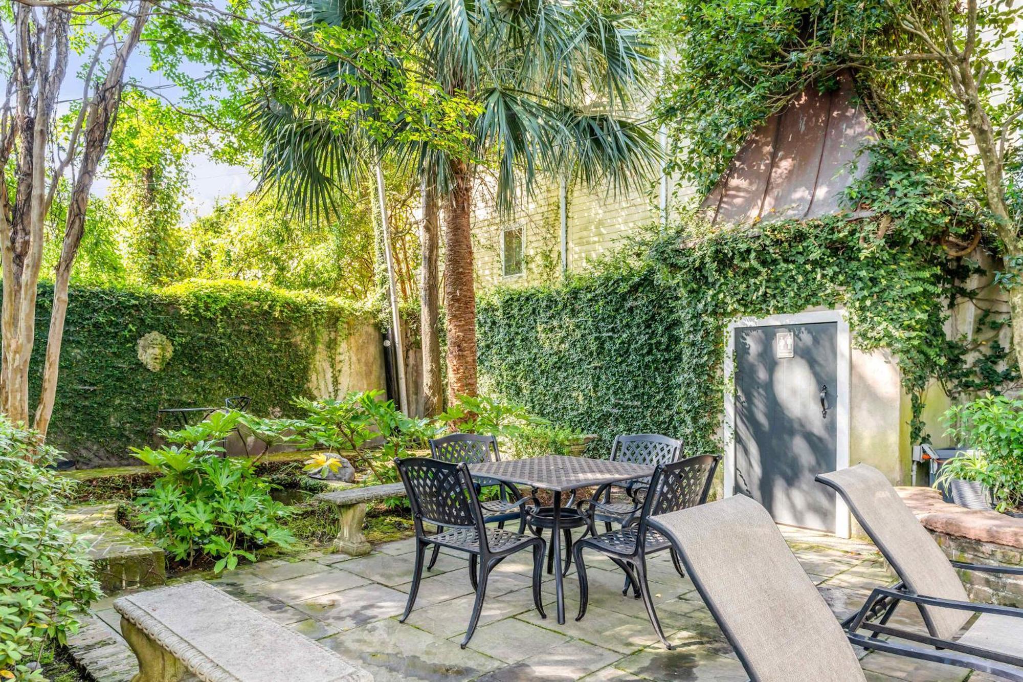 Serene Cottage With Beautiful Garden And Heated Pool تشارلستون المظهر الخارجي الصورة